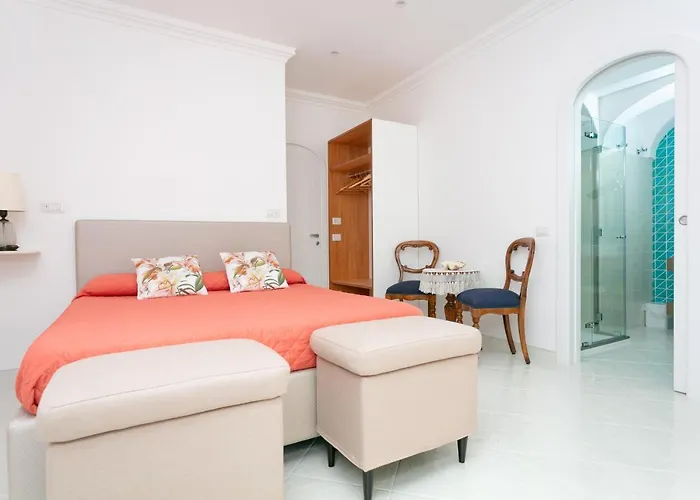 アルダロジ 4* カプリ