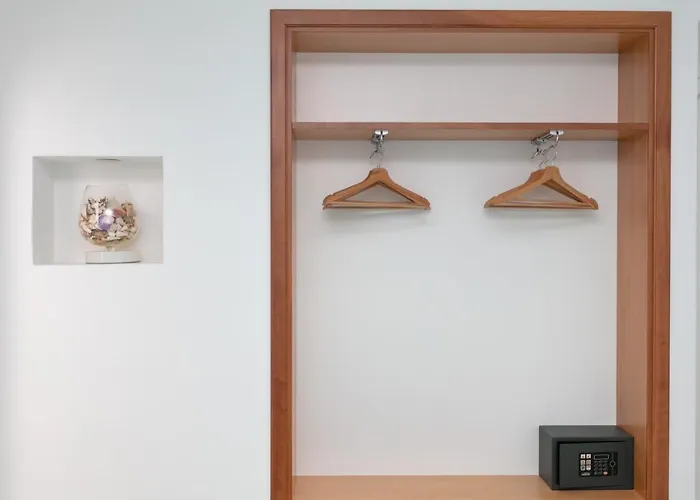 ベッド・アンド・ブレックファスト アルダロジ カプリ