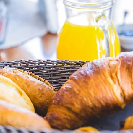 Aldarogi Bed & Breakfast 4*